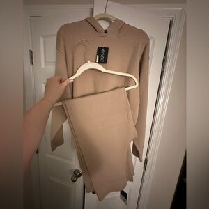 Beautiful ONZIE matching set - NWT